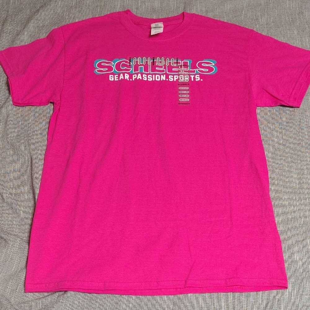 Scheels Montana Sporting Goods T-Shirt Pink Cotton Crewneck Work Wear Medium